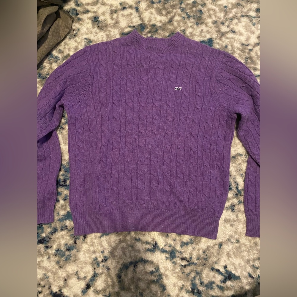 Vineyard vines sweater